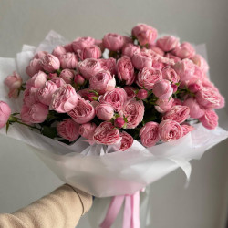Букет «Розовые пионовидные розы»